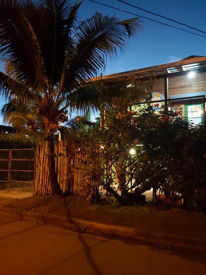 The Bocas Corner Hotell Bocas del Toro Exteriör bild
